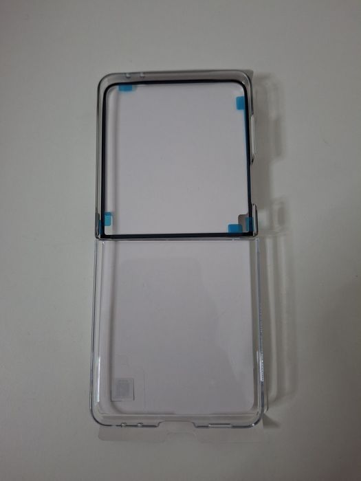 продам чехол для samsung galaxy z flip7