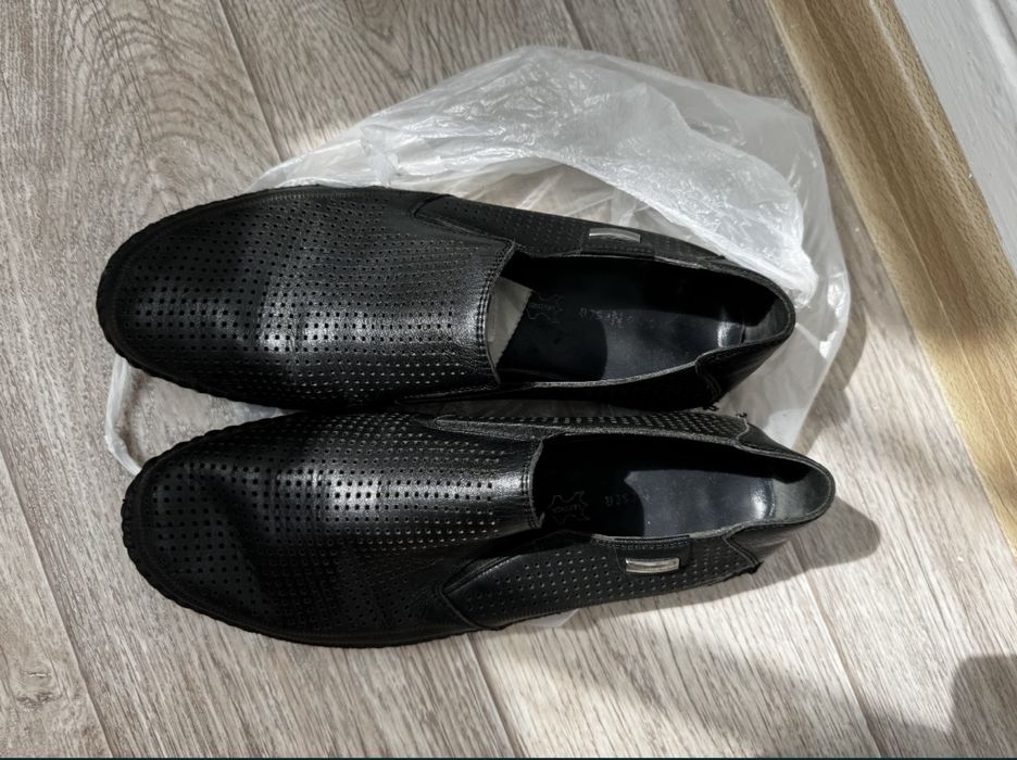 Продам туфли.    .