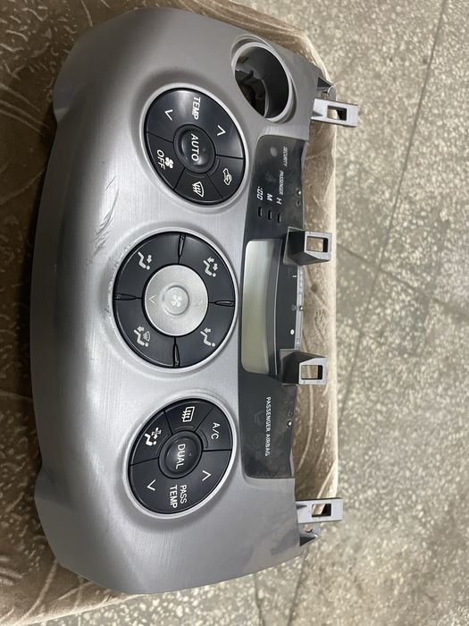 Продам климат контроль Toyota Rav4