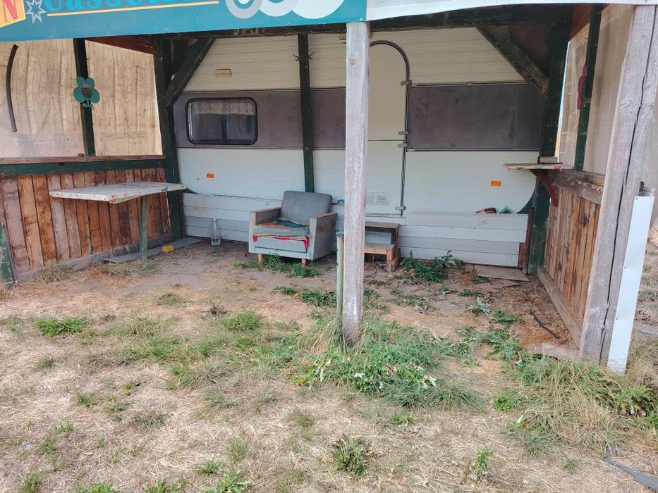 Стационарна Каравана