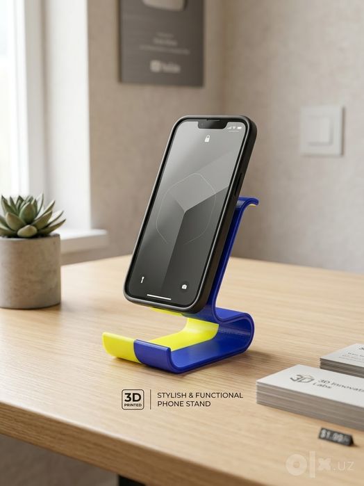 3D printerda tayyorlangan telefon tagligi ish stoli uchun

Telefoningi
