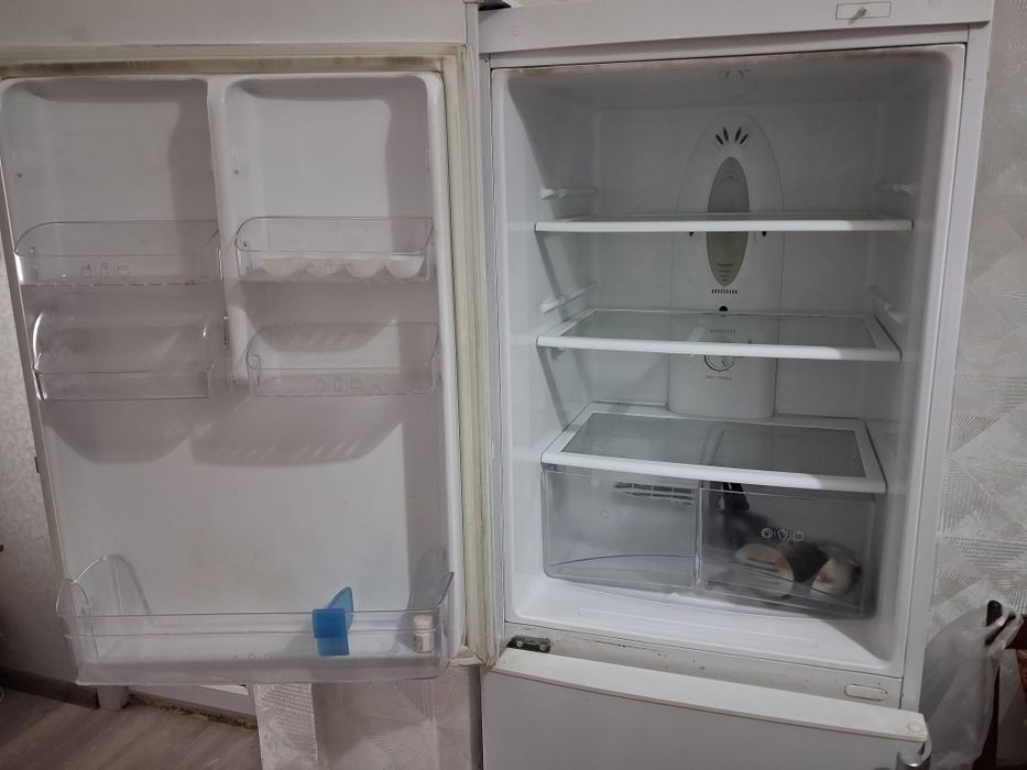 Холодильник самсунг