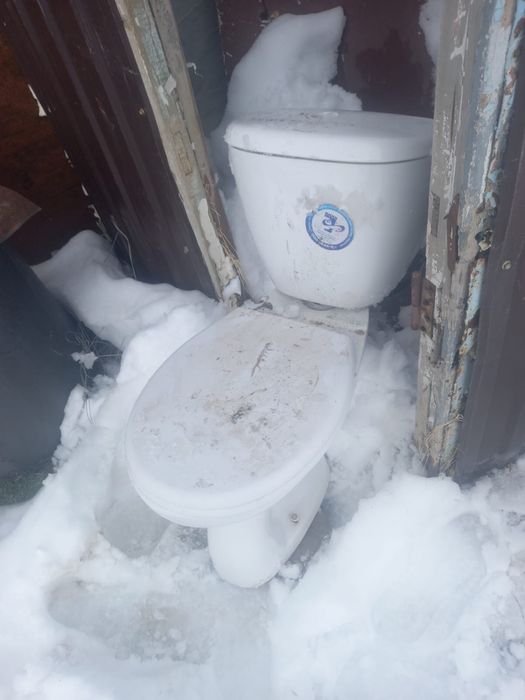 Унитазы в хорошем состояние