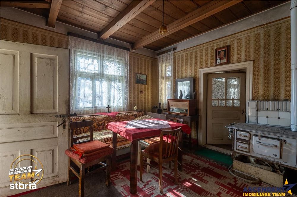 FILM! Domeniu de 6.221mp, livada pomi fructiferi+casa si anexe,Lemnia,
