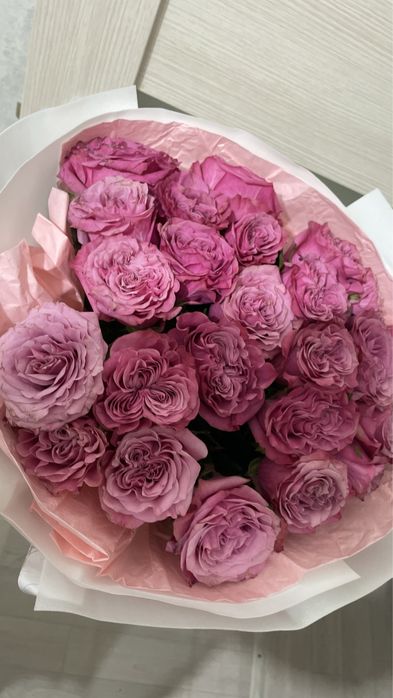 әдемі арзан бағада гүлдер сатамын колжетімді бағада