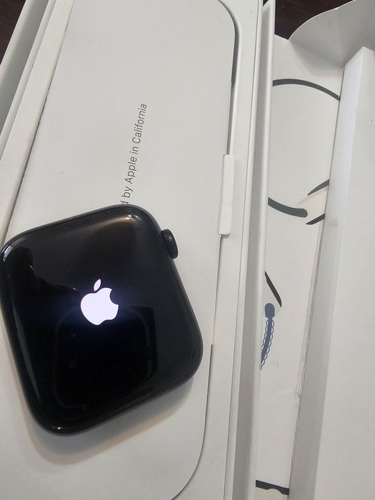 Apple watch se2 като нов