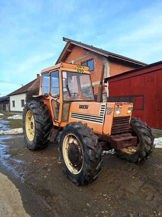 Vând tractor FIAT 110 CP DT 4x4 stare foarte bună de funcționare
