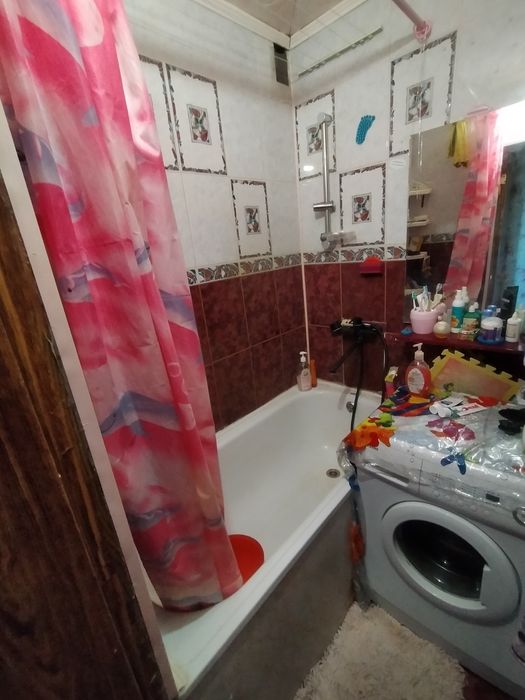 2ух.ком. 9-13 3 эт. Продам