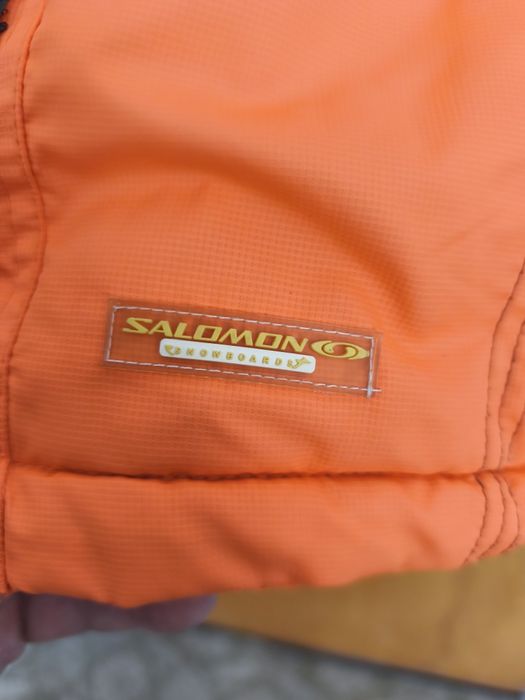 Зимно дамско яке Л размер,оргинално 55 лв е