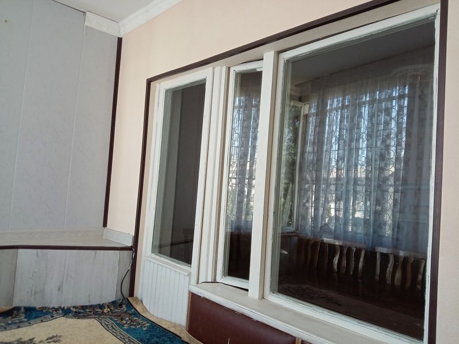 Деревянные окна отдам даром