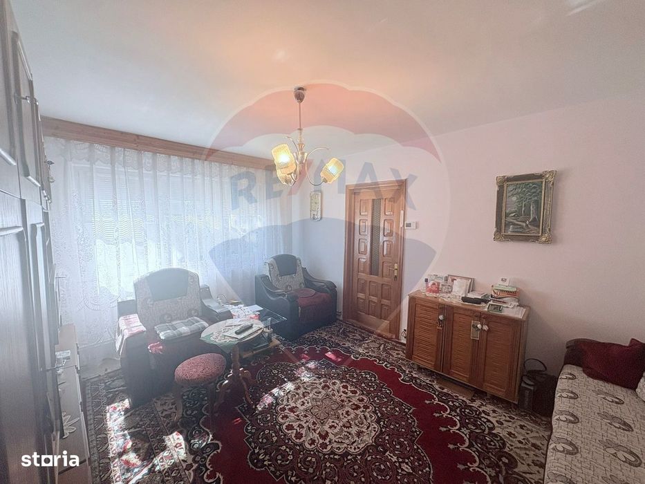 Apartament cu 2 camere, Etaj 1, Strada Alecu Russo