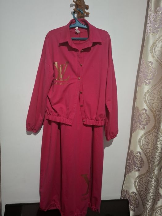 Платья кастюм хорошие состояние