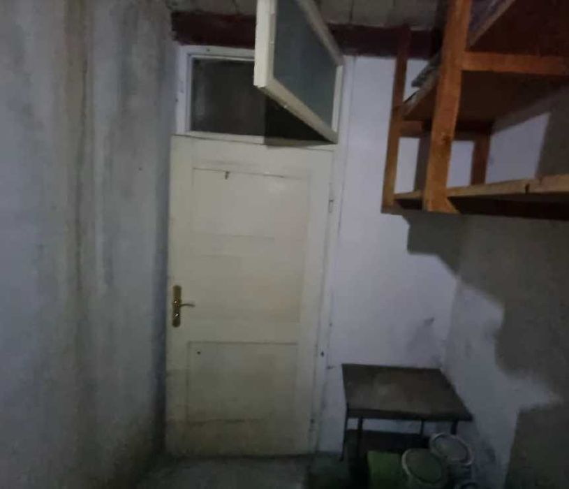 Apartament 1 camera, ultracentral Arad, curte comuna, cu boxa depozitare, de inchiriat