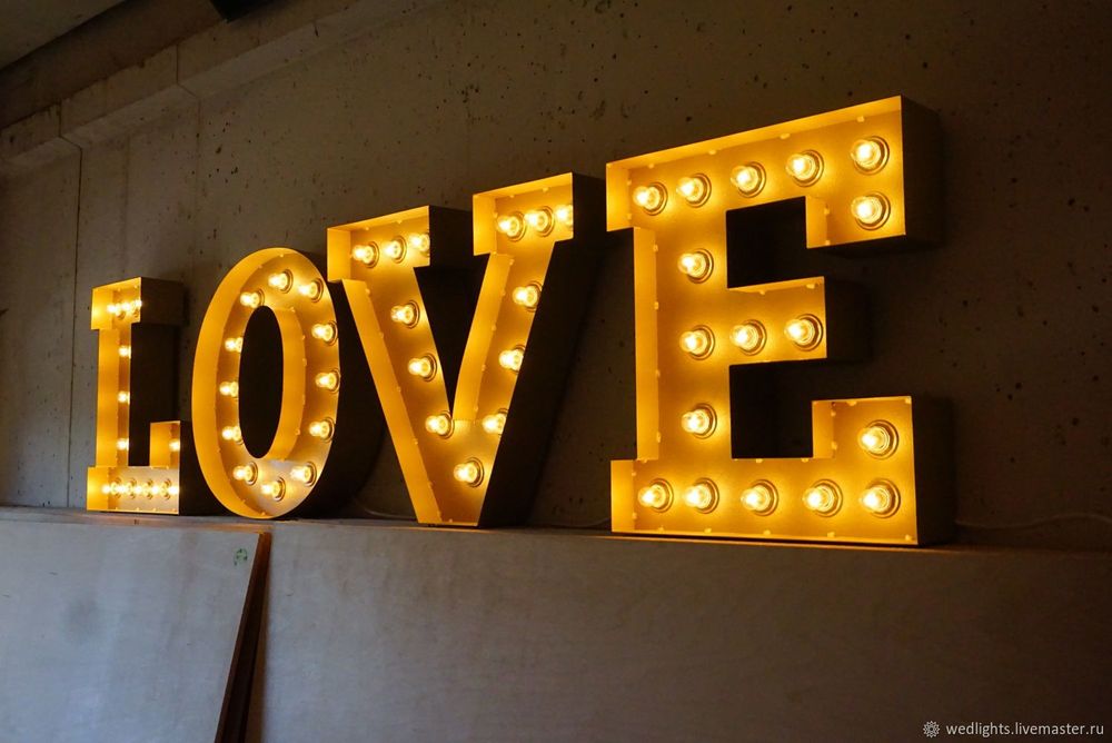 Буквы тексты цифры с лампой