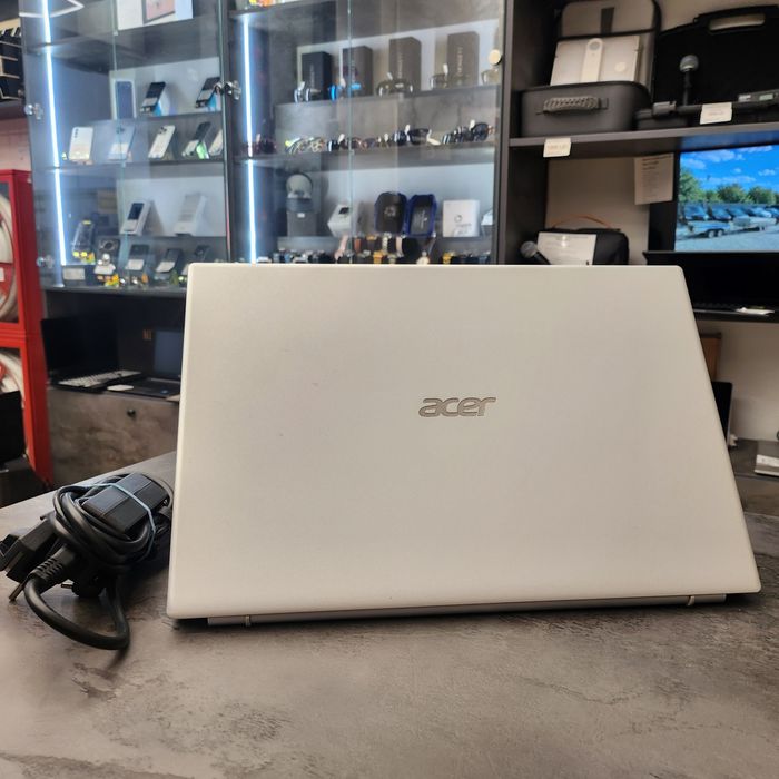 Amanet F28: Laptop Acer Aspire 3 (L)