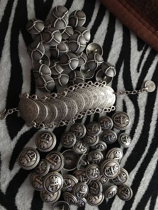 Nasturi argintii colecție și brățara argintie in Iași