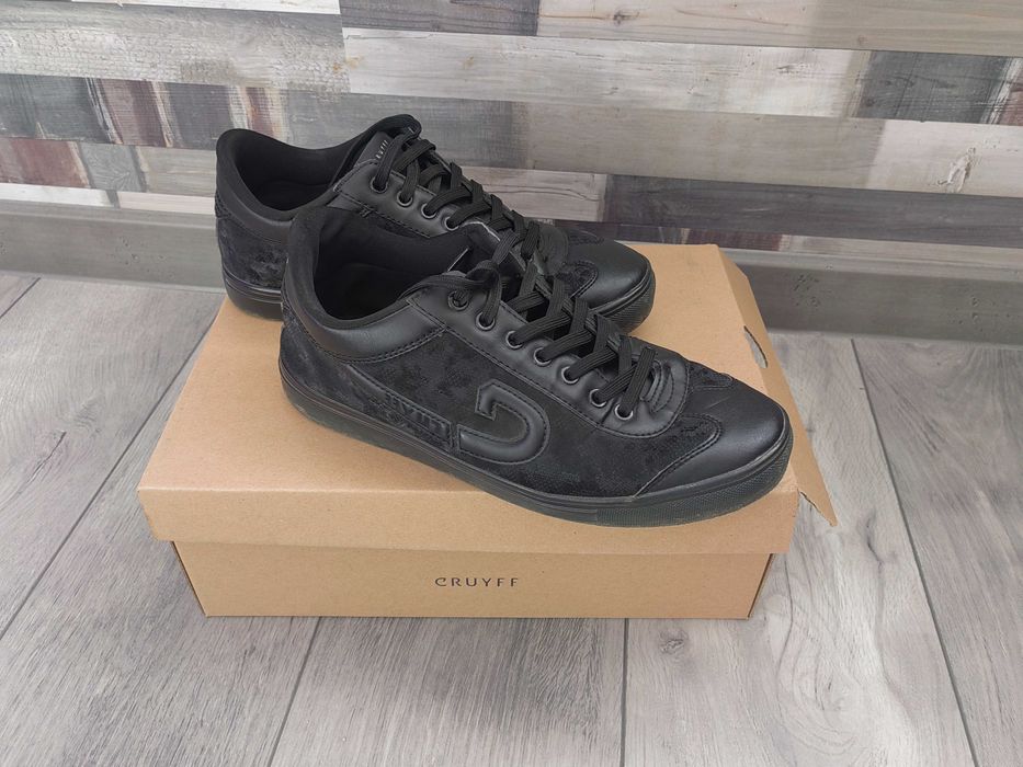 Маратонки Cruyff