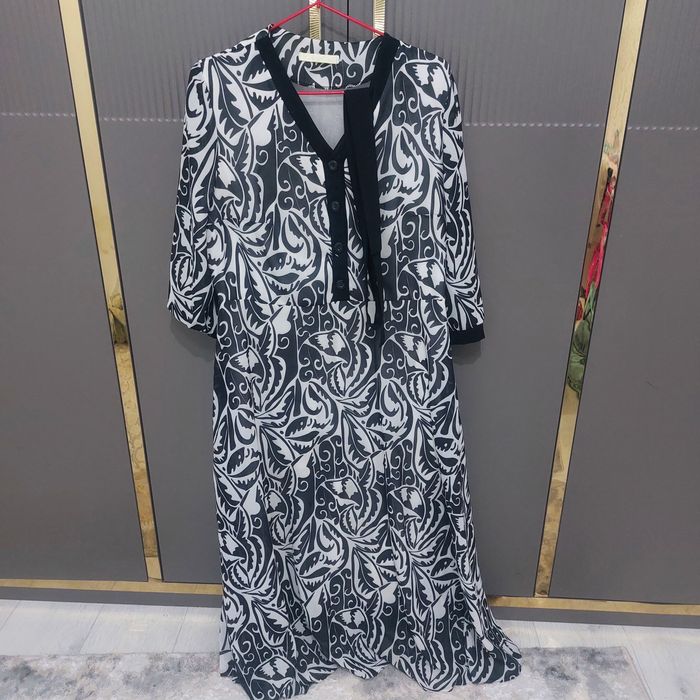 Продам платье бу