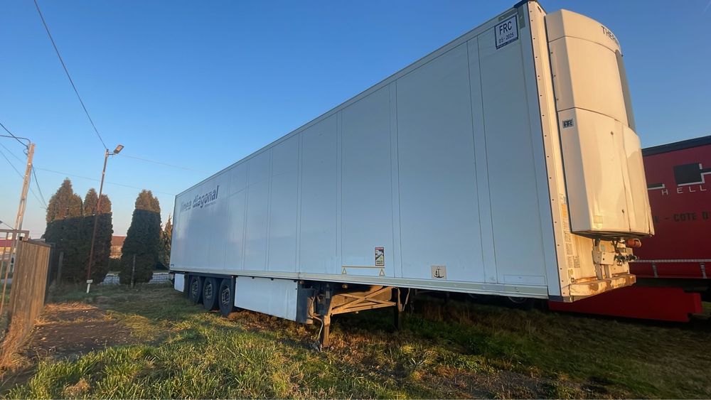 Semiremorca frigo Schmitz