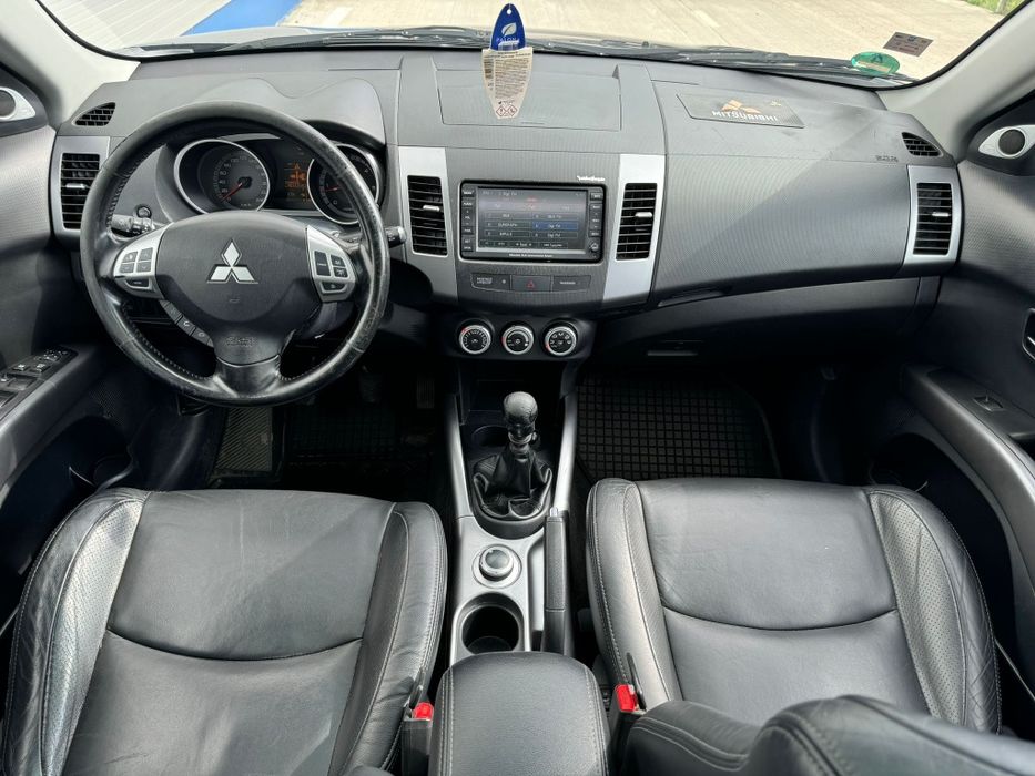 De vânzare mitsubishi outlander
