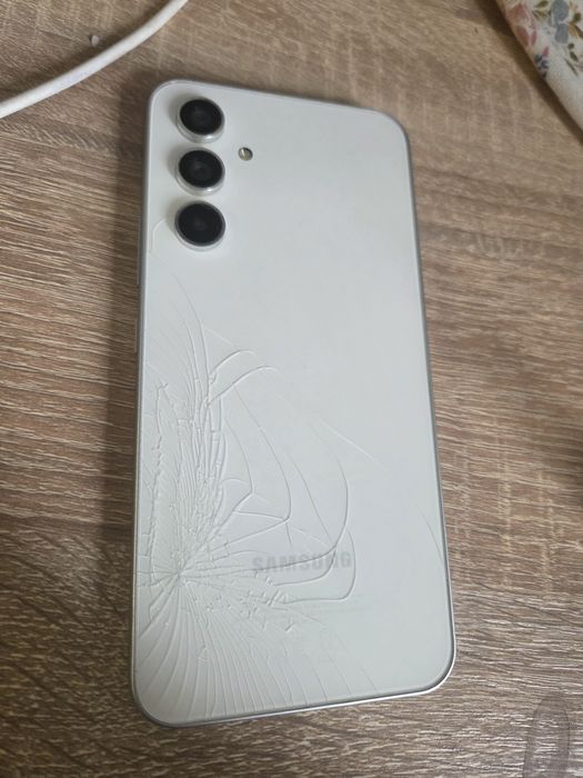 Продам телефон Samsung A54