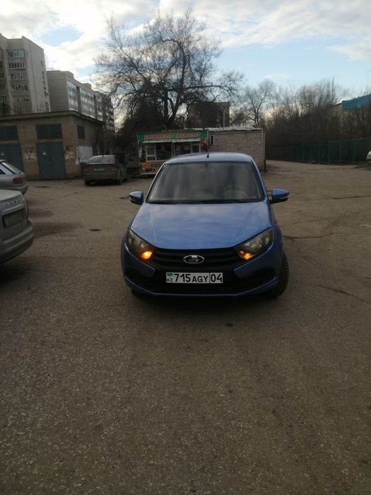 Лада Гранта 2013 год