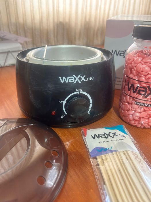 Комплект за кола маска Waxx.me + вакса и шпатули