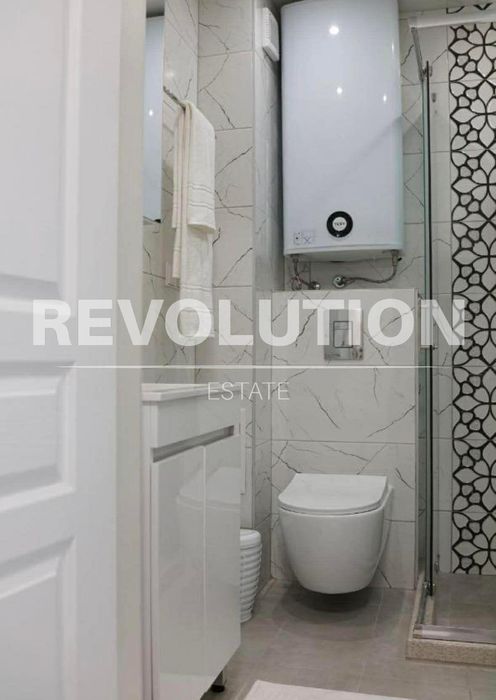 Дава се под наем Двустаен апартамент в Варна, ВИНС - 65 кв.м за 698.19 € - Снимка #3