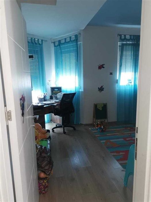 Дава се под наем Тристаен апартамент в Пловдив, Остромила - 82 кв.м за 270.3 € - Снимка #4