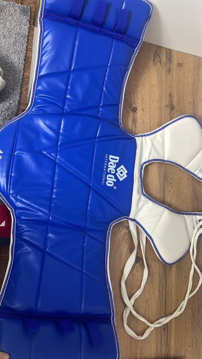 Продам вещи для тхэквондо