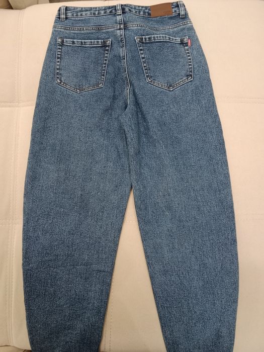 Джинсы бананы/момы