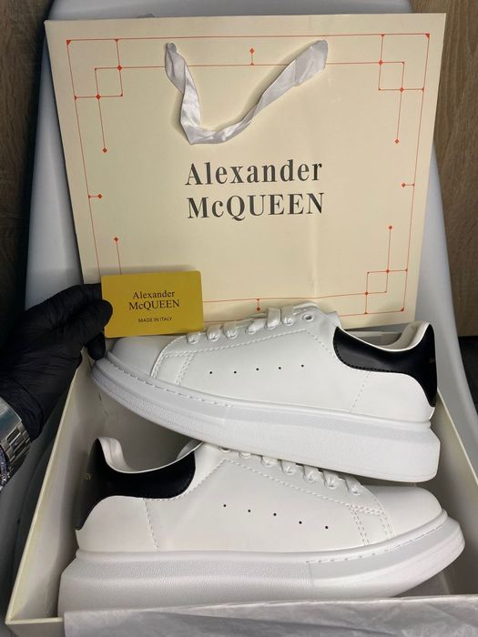 Alexander Mcqueen