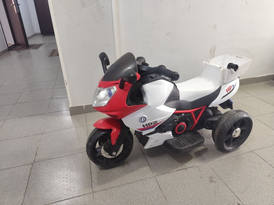 Мотоцикл на батарейках