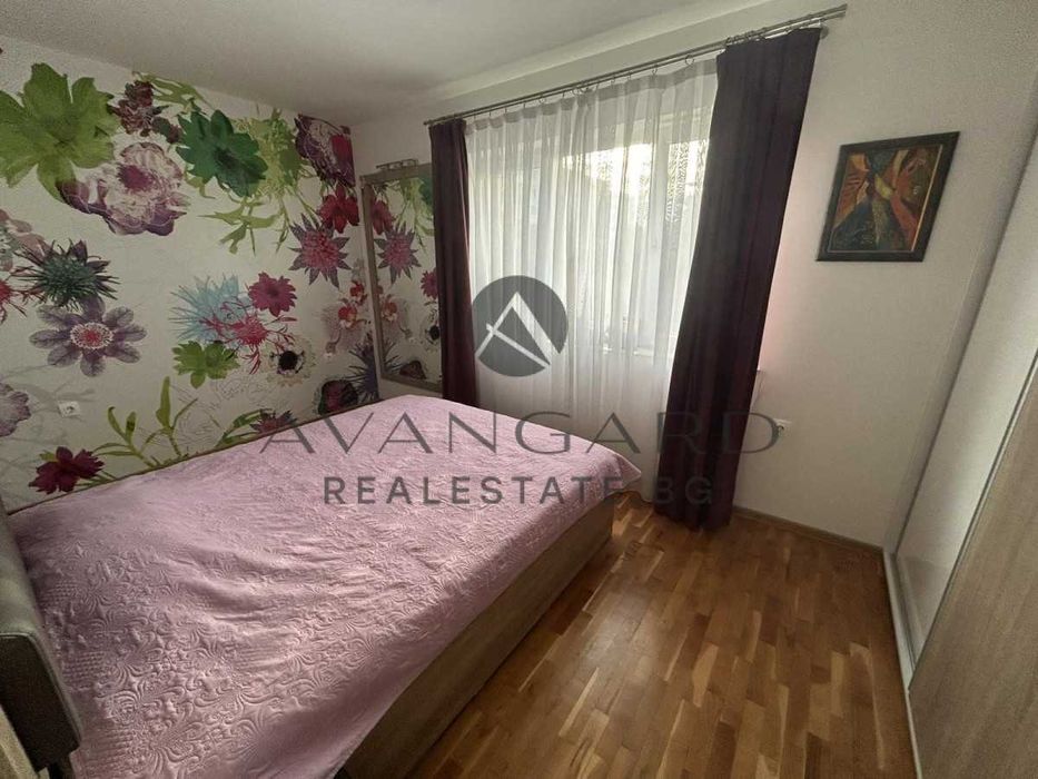 Продава се Тристаен апартамент в Пловдив, Христо Смирненски - 64 кв.м за 1961 €/кв.м - Снимка #1