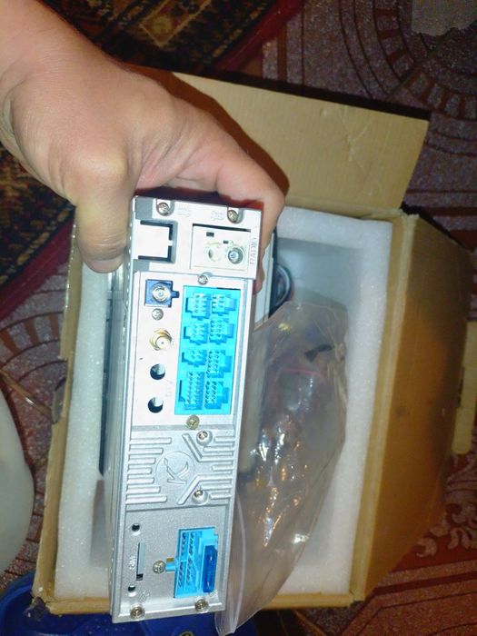 Am pentru vânzare car play de origine Dacia/Renault in stare buna