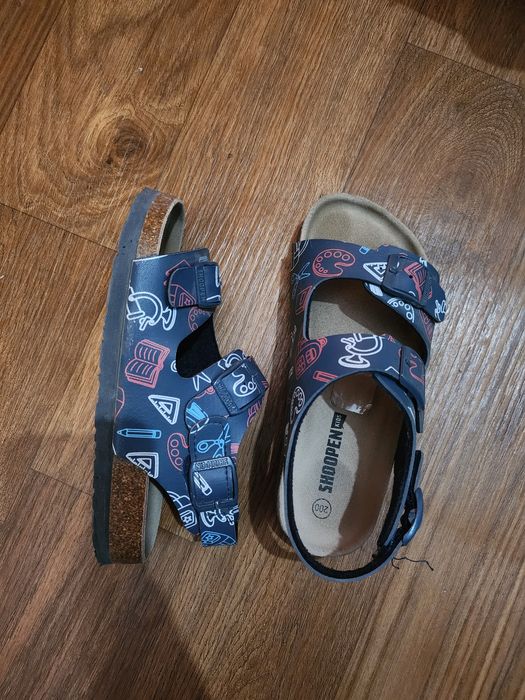 Продам босоножки из Кореи