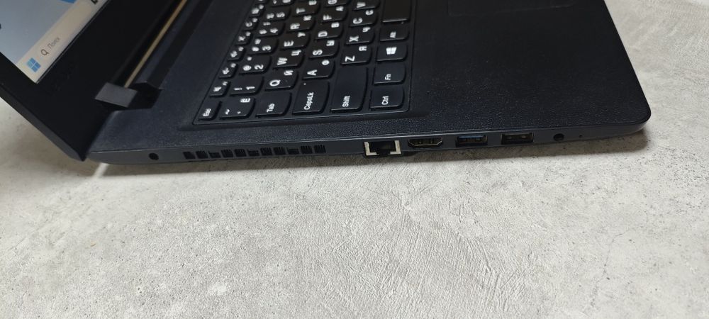 Ноутбук i7/8gb/ssd/2видеокарты