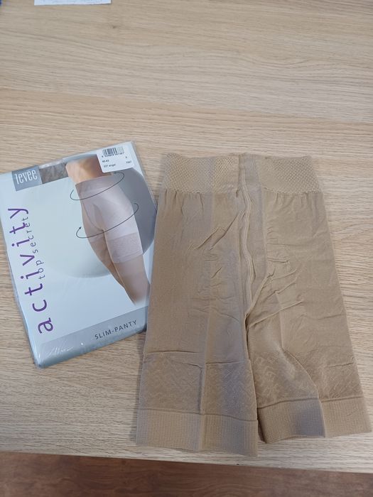 Стягащо финно бельо