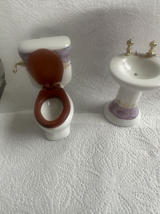 Miniaturi vechi din ceramica