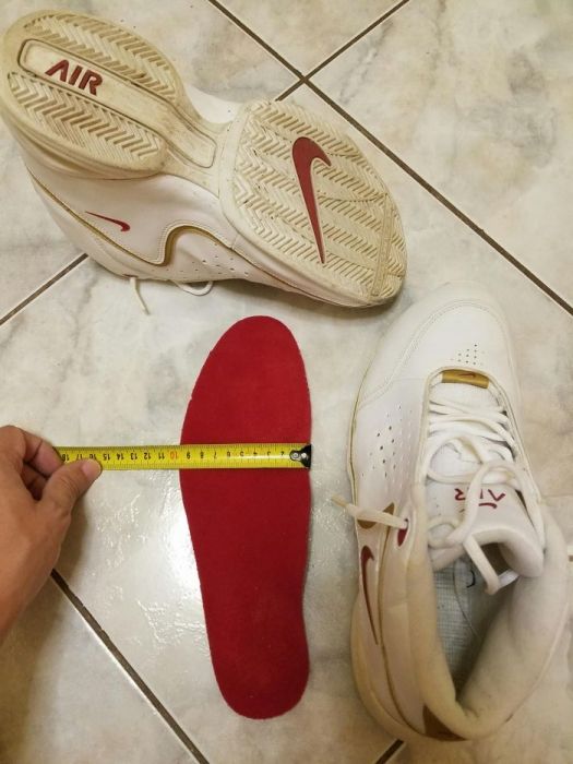 Adidasi NIKE- AIR made in Vietnam