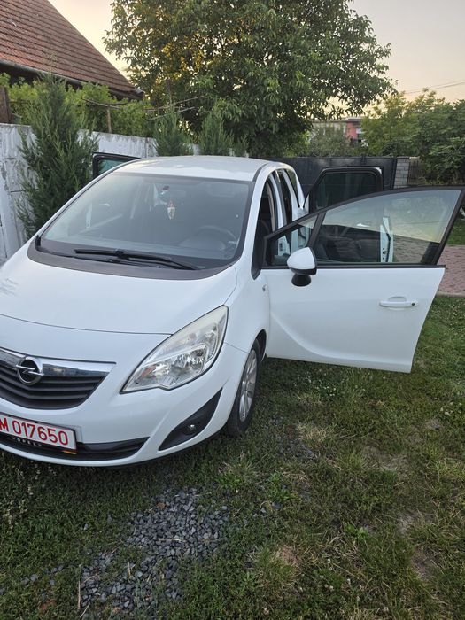 Vând Opel Meriva 1.3 Diesel 2011
