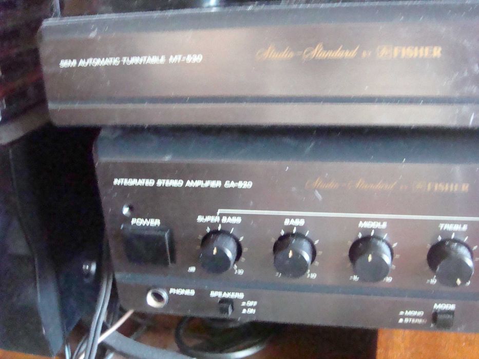 аудио система "Fisher"+ слушалки от XX-ти век