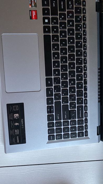 Ноутбук acer.