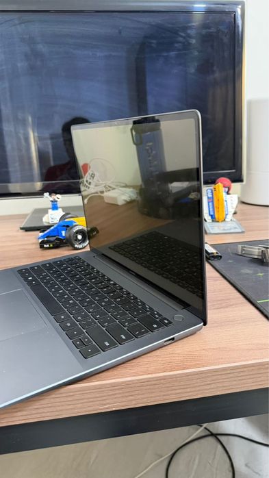 Huawei Matebook 14 торг уместен