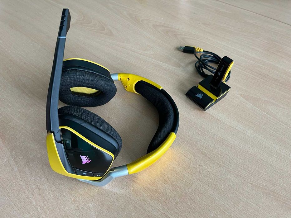 Геймърски слушалки - Corsair VOID RGB ELITE Wireless Gaming Headset