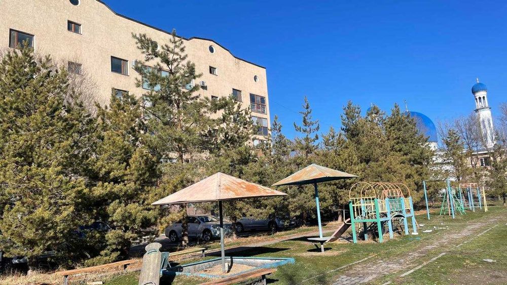 4 х комнатная квартира