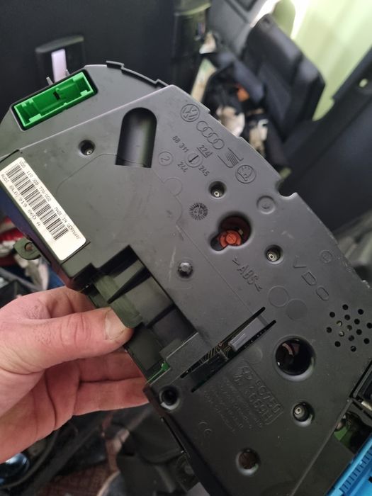 Километраж за Ауди А3 1.8 бензин 1999г