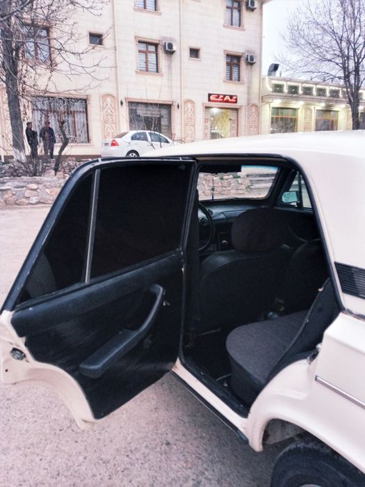 Vaz 2106 сотилади