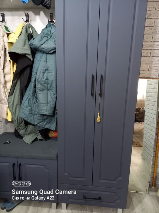 Прихожая абсолютно новая