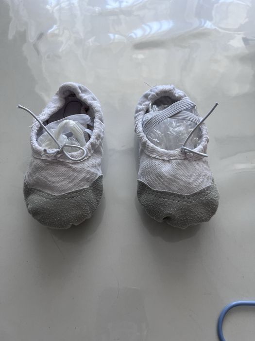 Платье доя танцев и балетки